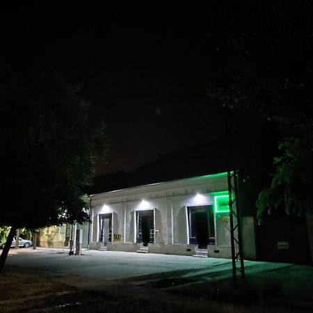 Hostel Horgos Centar Dış mekan fotoğraf